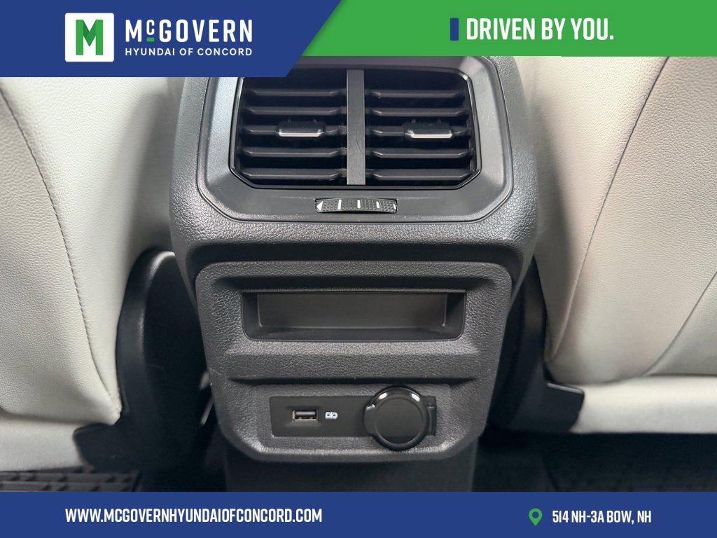 Used 2020 Volkswagen Tiguan SE R-Line w/ 3rd Row Seat Package image 12