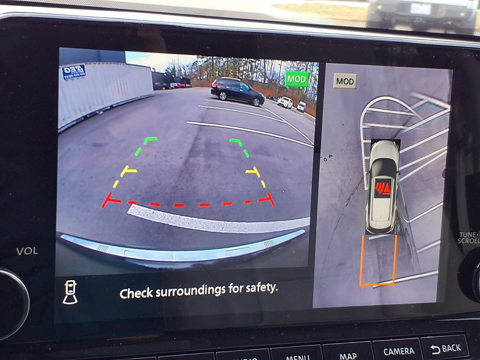 Used 2023 Nissan Rogue SL w/ SL Premium Package image 18