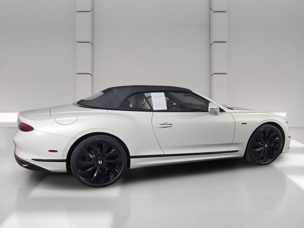 Used 2025 Bentley Continental GTC AWD/4WD image 6