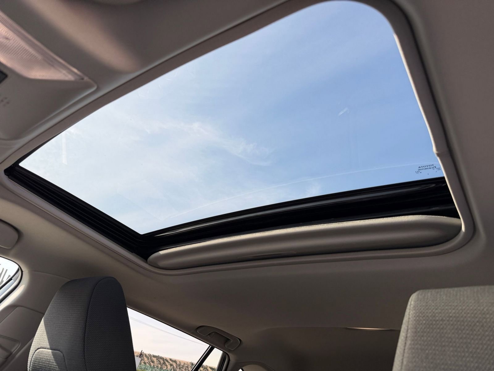 Used 2025 Toyota RAV4 XLE image 29