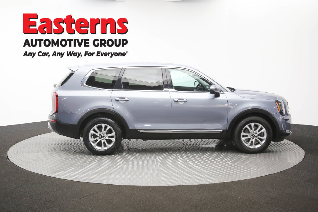 Used 2022 Kia Telluride LX FWD image 41