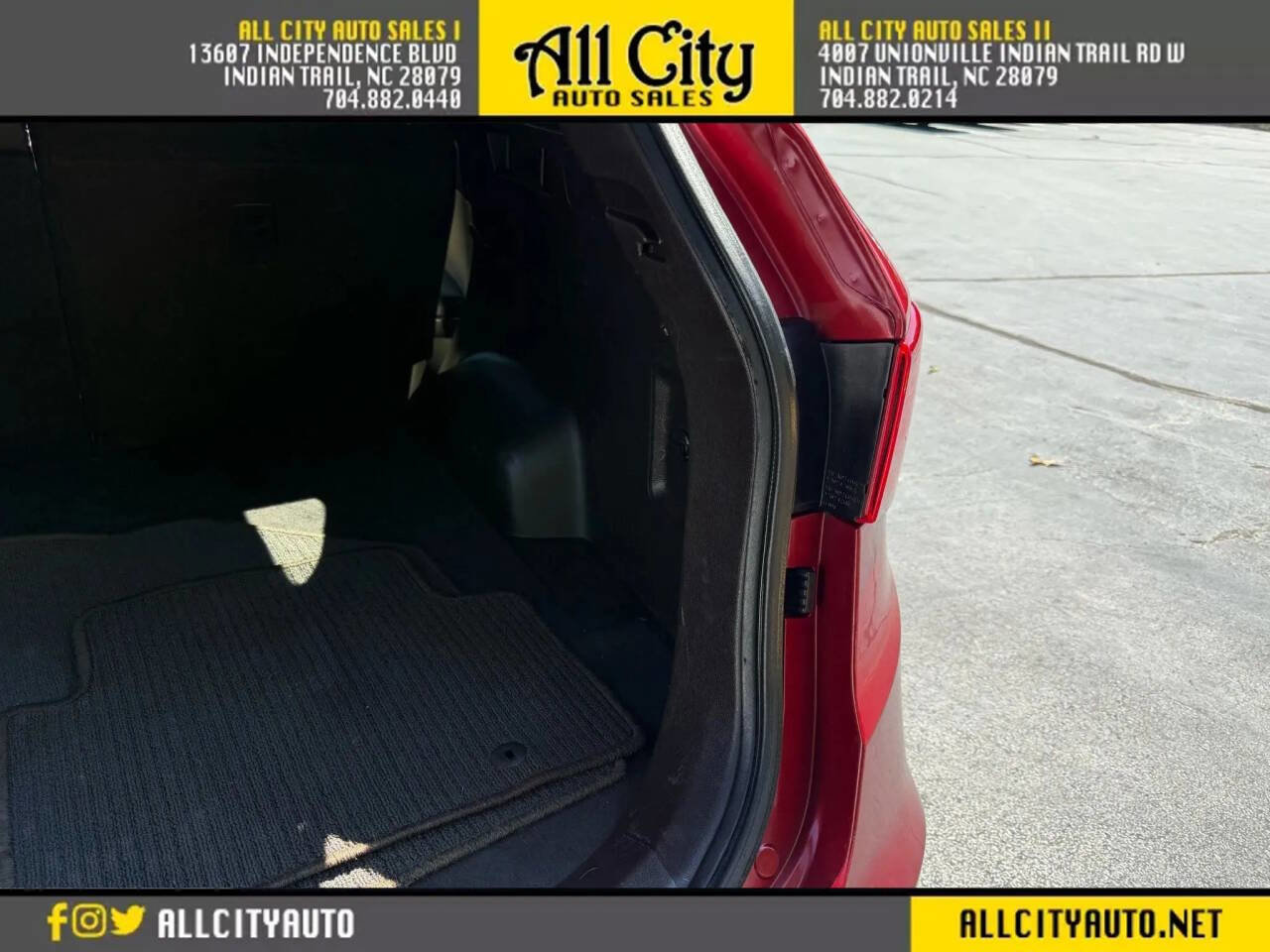 Used 2018 Hyundai Santa Fe Sport w/ 2.4L Value Package 02 image 35