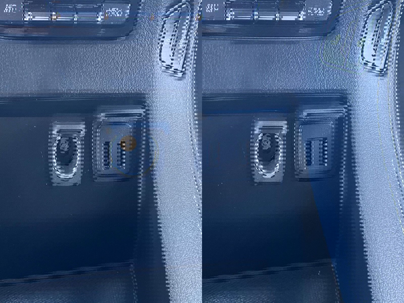 Used 2019 Chevrolet Tahoe LT w/ Luxury Package image 31