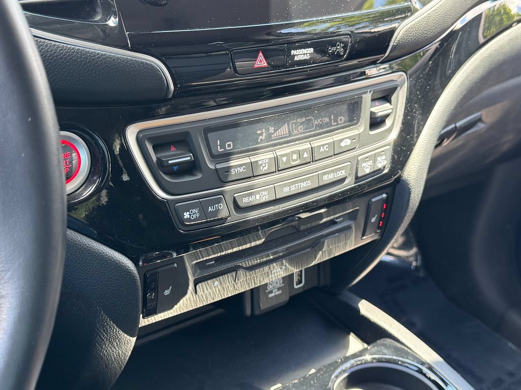 Used 2019 Honda Pilot Touring image 14