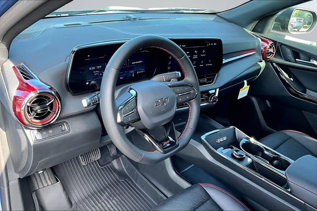 New 2026 Chevrolet Equinox RS w/ Convenience Package III FWD image 7