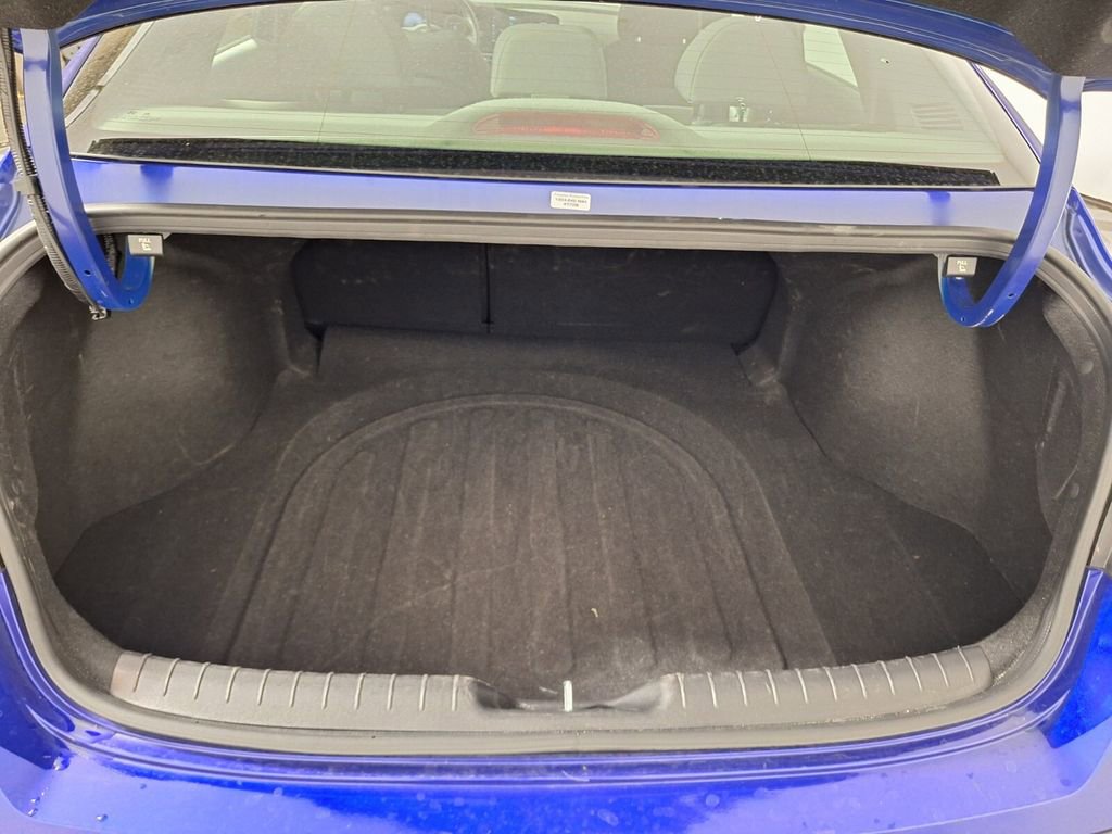 Used 2025 Hyundai Elantra SEL FWD image 26