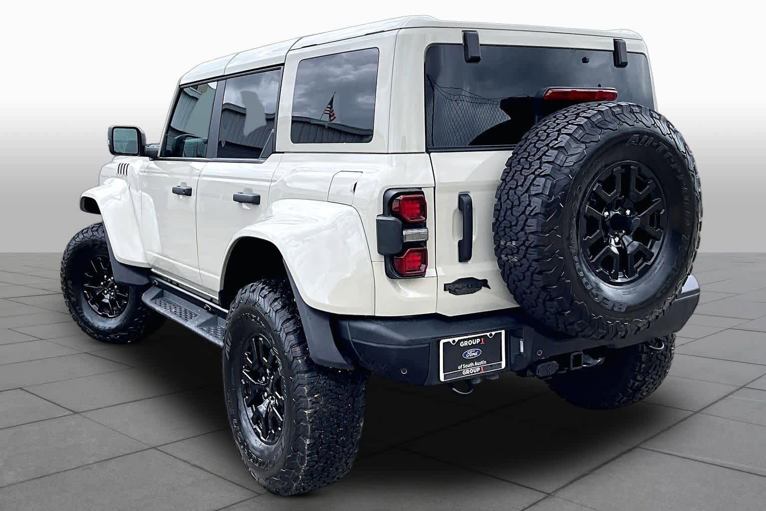 Used 2025 Ford Bronco Raptor AWD/4WD image 16