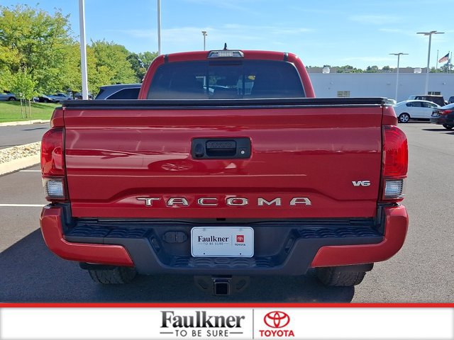 Certified 2019 Toyota Tacoma TRD Sport AWD/4WD image 5