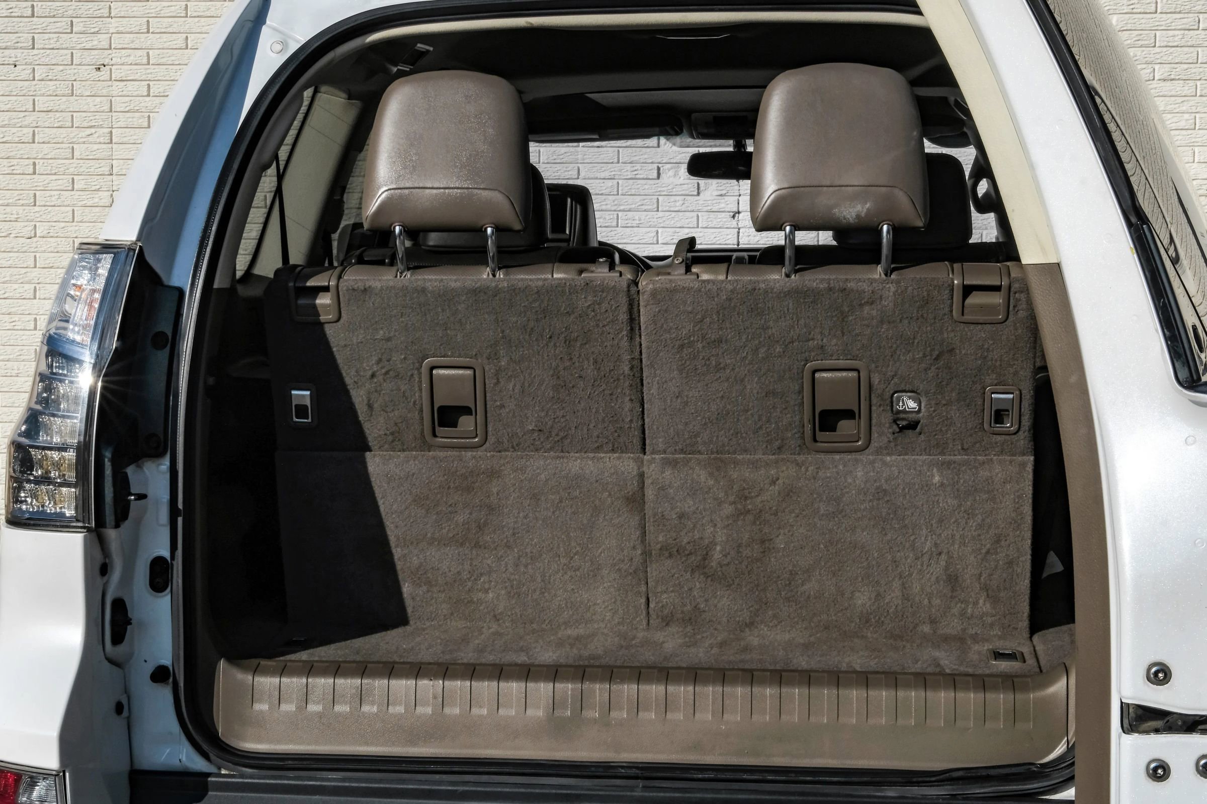 Used 2017 Lexus GX 460 image 59