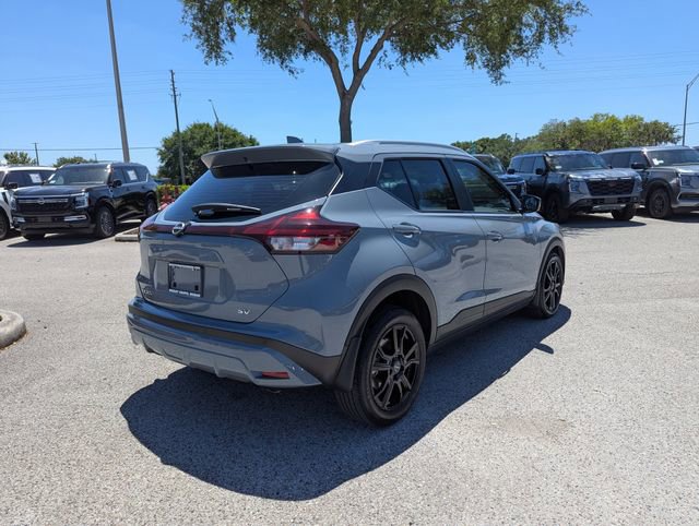 Certified 2022 Nissan Kicks SV FWD image 8