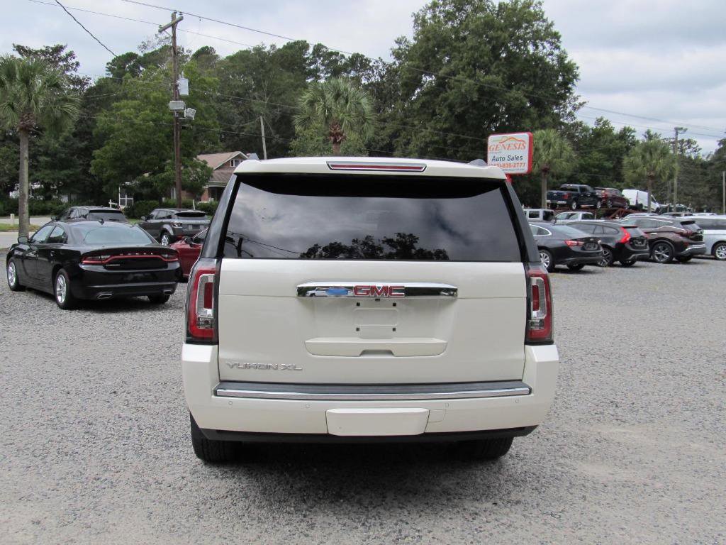 Used 2015 GMC Yukon XL Denali w/ Open Road Package image 5
