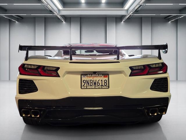 Used 2021 Chevrolet Corvette Stingray Coupe w/ Z51 Performance Package RWD image 6