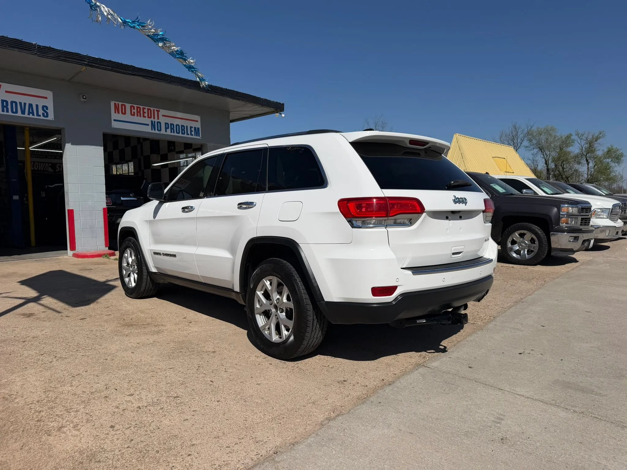 Used 2017 Jeep Grand Cherokee Limited w/ Luxury Group II RWD image 5