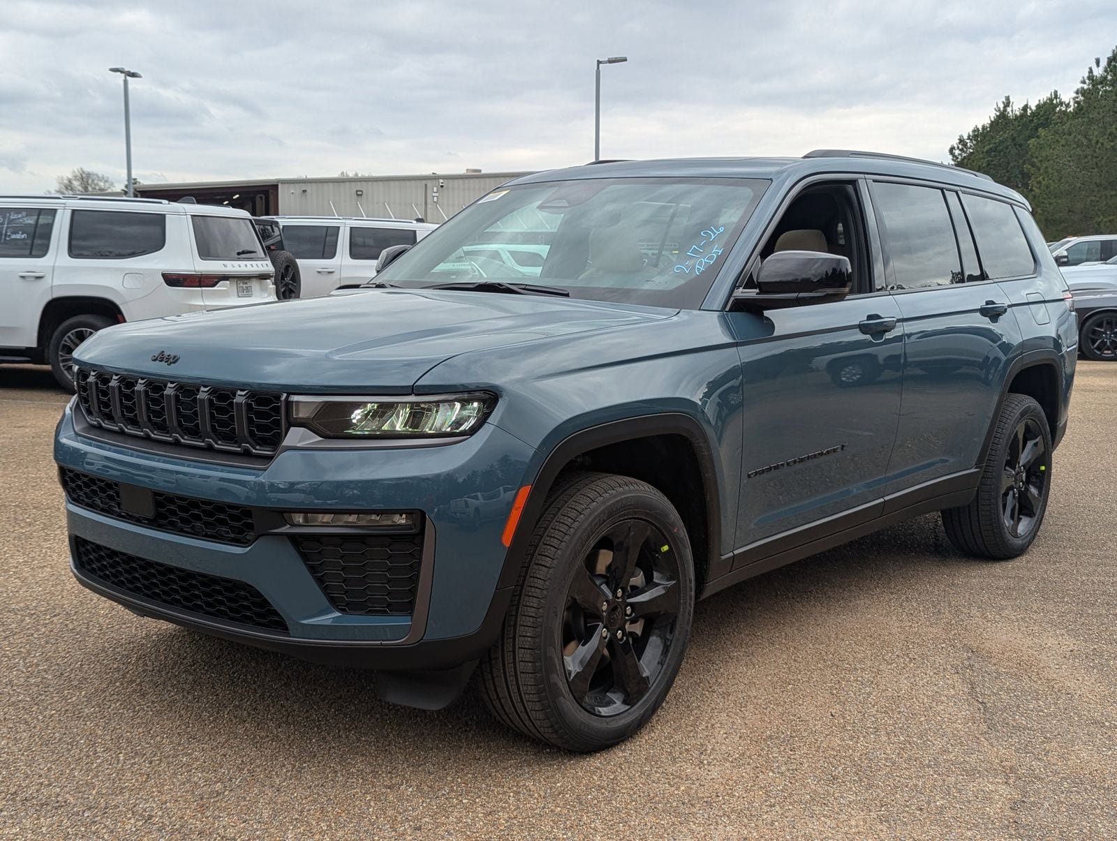 New 2026 Jeep Grand Cherokee L Limited w/ Limited Altitude Package RWD image 1