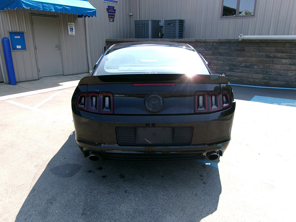 Used 2014 Ford Mustang Coupe w/ V6 Performance Package image 4