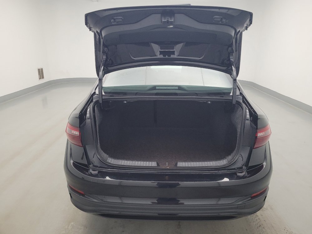 Used 2025 Volkswagen Jetta Sport FWD image 29