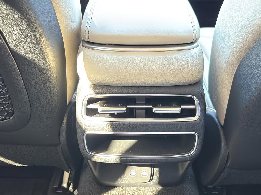 Certified 2026 Genesis GV70 2.5T image 40