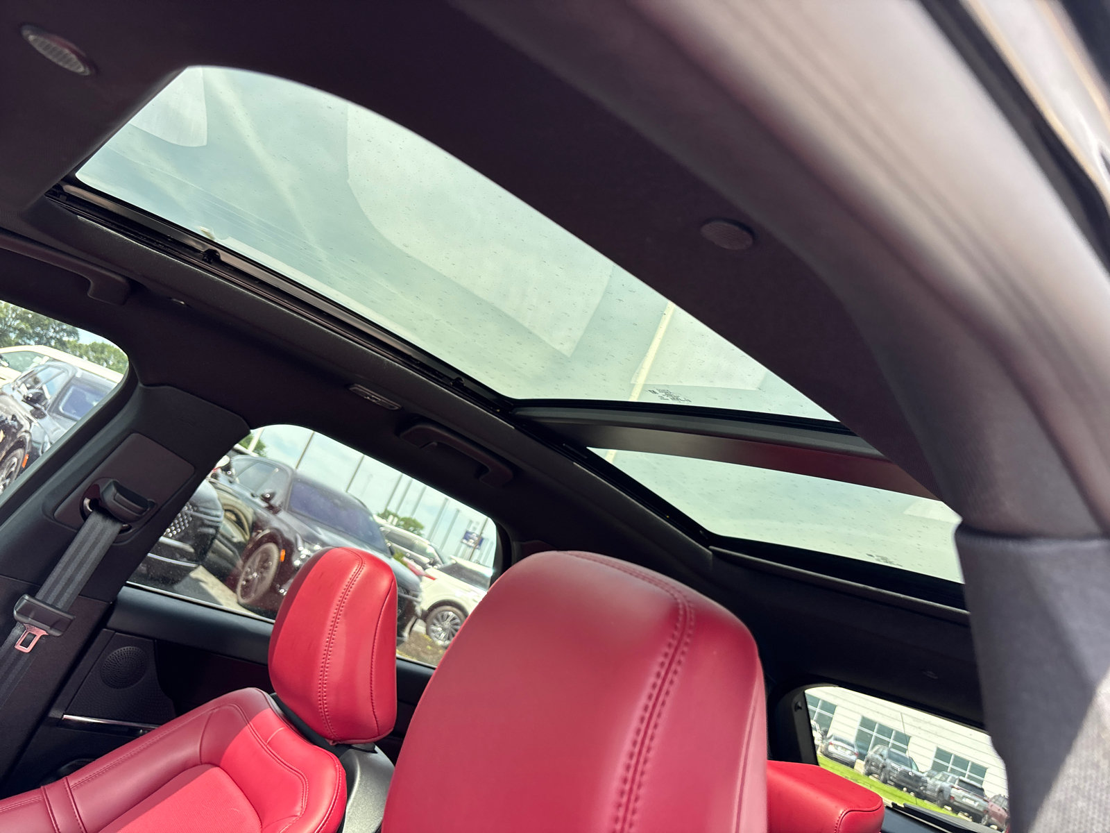 Certified 2025 Lincoln Corsair Reserve AWD/4WD image 25