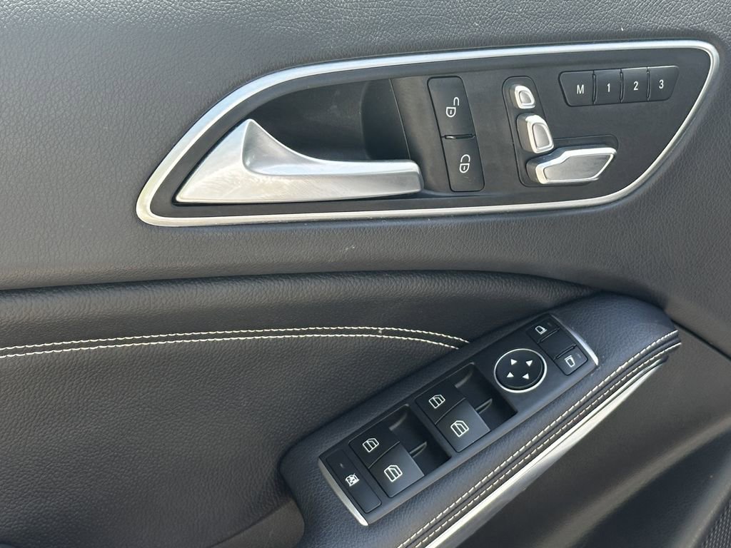 Certified 2020 Mercedes-Benz GLA 250 image 12