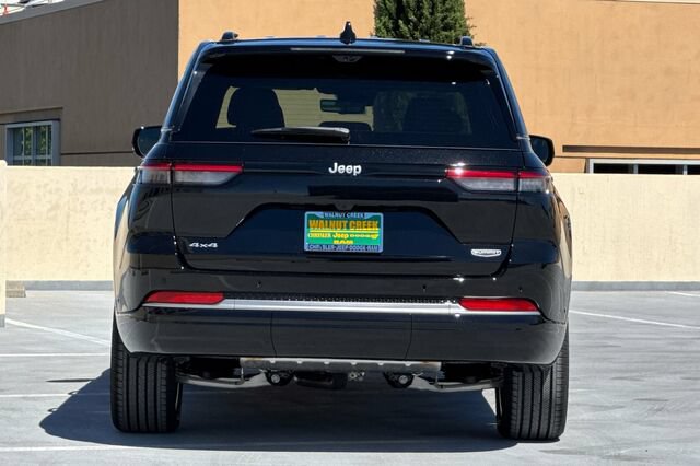 New 2026 Jeep Grand Cherokee Summit AWD/4WD image 5