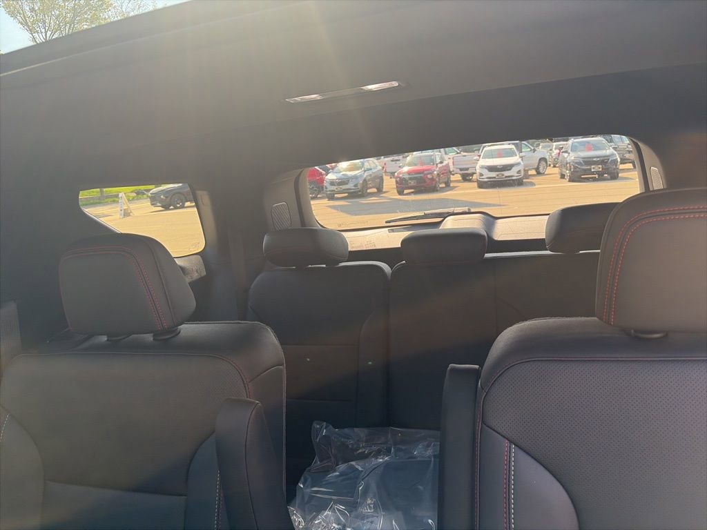 New 2026 Chevrolet Traverse Z71 AWD/4WD image 12
