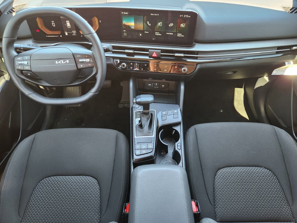 New 2026 Kia Sportage LX w/ LX Convenience Package FWD image 18