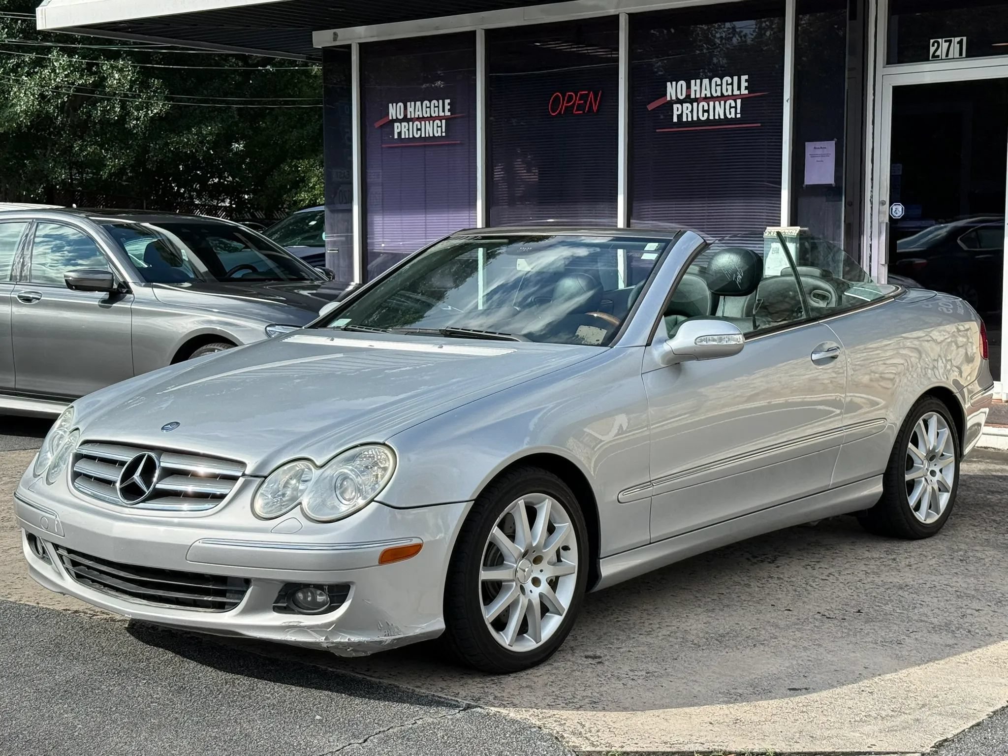 Used 2007 Mercedes-Benz CLK 350 Cabriolet image 2