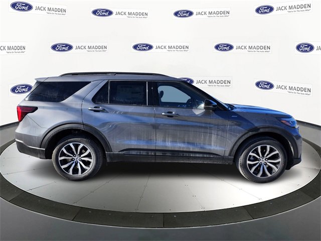 New 2026 Ford Explorer ST-Line image 6