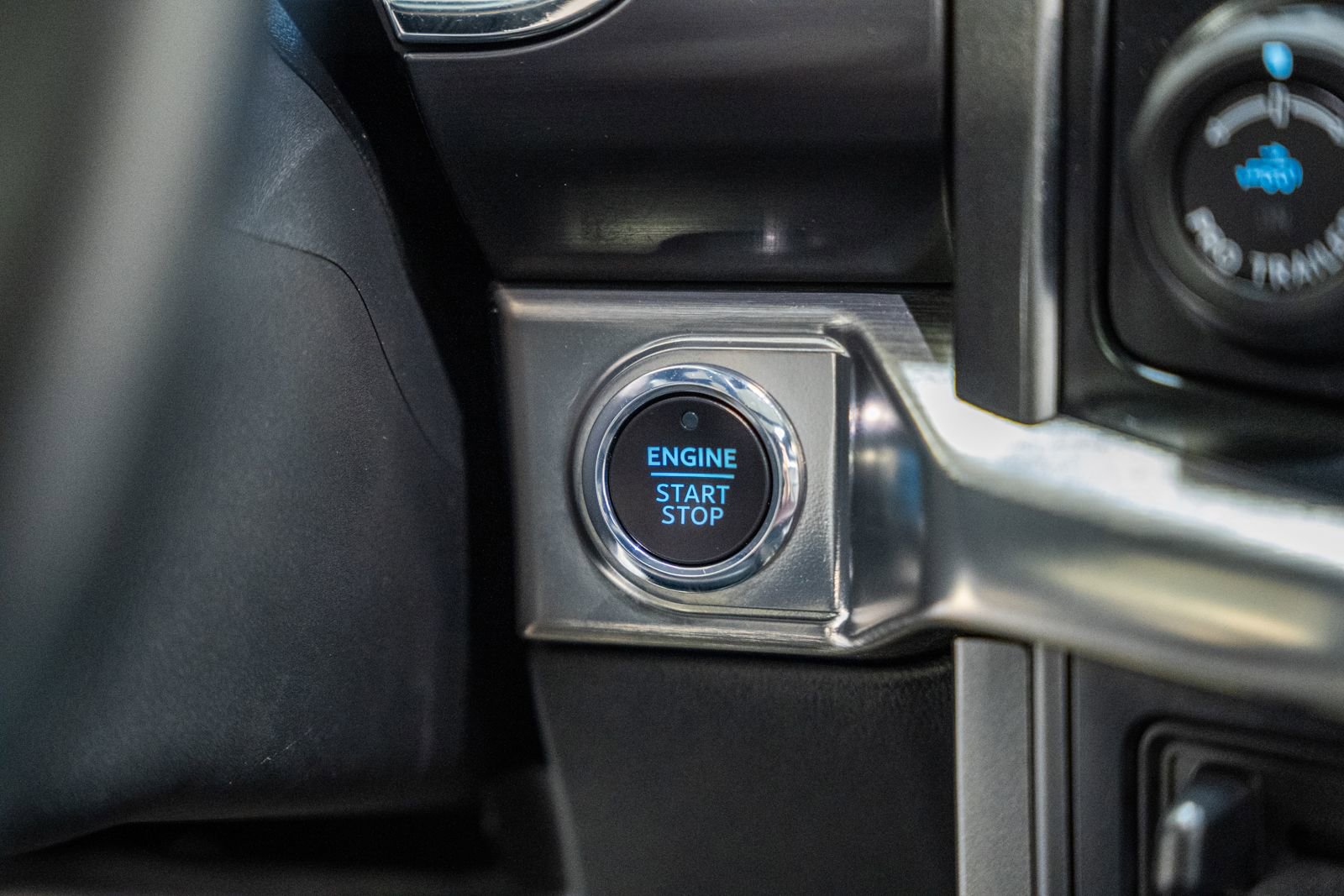 Certified 2023 Ford F150 Lariat w/ Equipment Group 502A High image 35