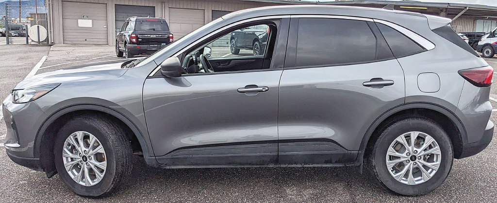 Certified 2024 Ford Escape Active FWD image 5