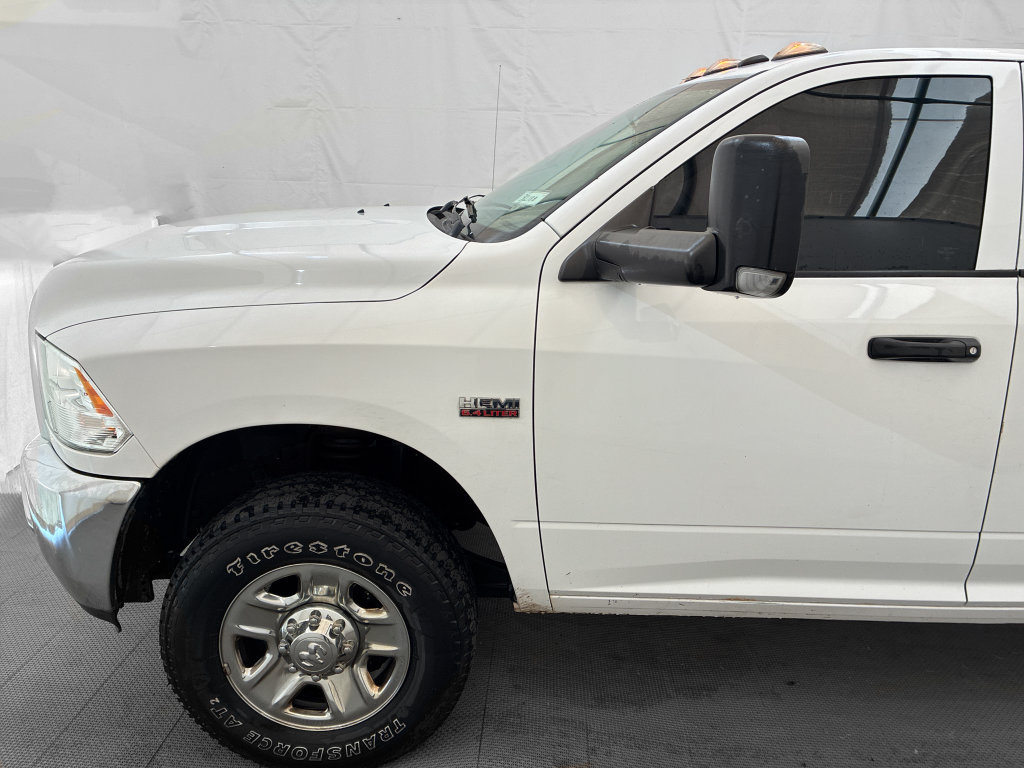 Used 2018 RAM 2500 Tradesman w/ Chrome Appearance Group AWD/4WD image 3