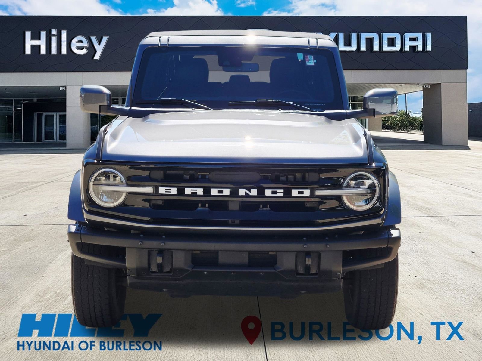 Used 2022 Ford Bronco Outer Banks image 6