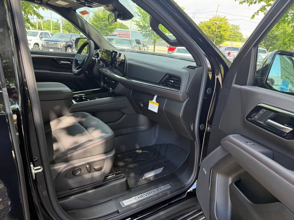 New 2026 Chevrolet Tahoe RST w/ Comfort Package AWD/4WD image 18