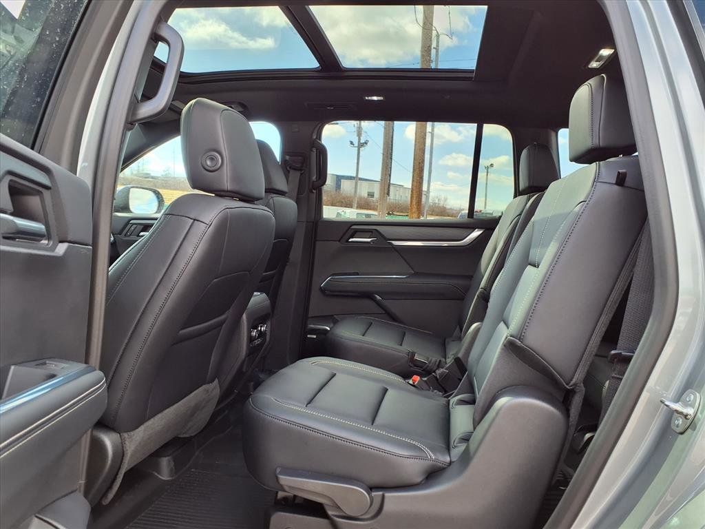 New 2026 GMC Acadia Elevation w/ Black Edition image 18