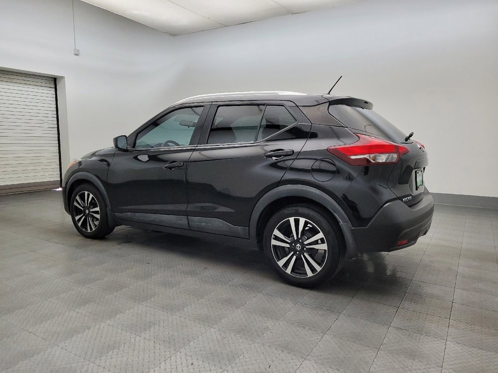 Used 2018 Nissan Kicks SV FWD image 3