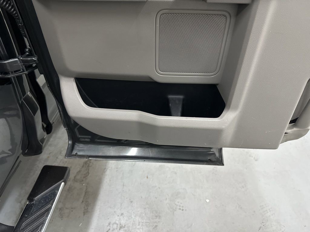 Used 2017 Ford F250 XLT w/ XLT Value Package image 46