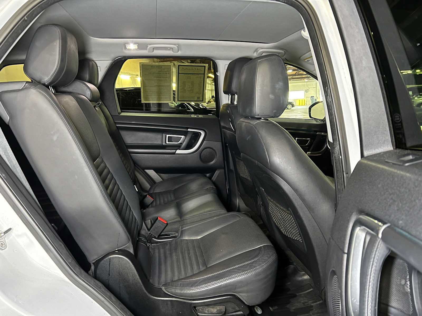 Used 2015 Land Rover Discovery Sport HSE Luxury AWD/4WD image 14