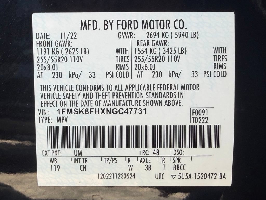 Used 2022 Ford Explorer Limited w/ Equipment Group 301A AWD/4WD image 36