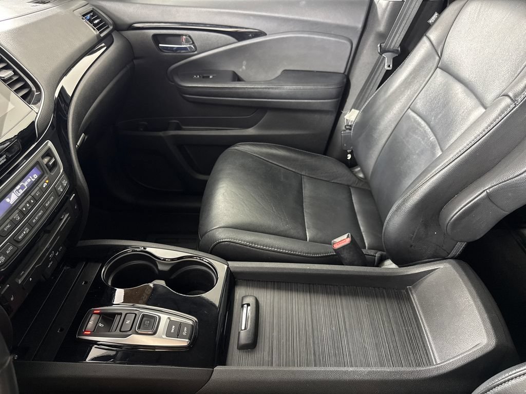 Used 2019 Honda Pilot Touring image 22