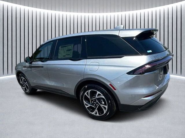 New 2025 Lincoln Nautilus Premier w/ Equipment Group 102A image 21