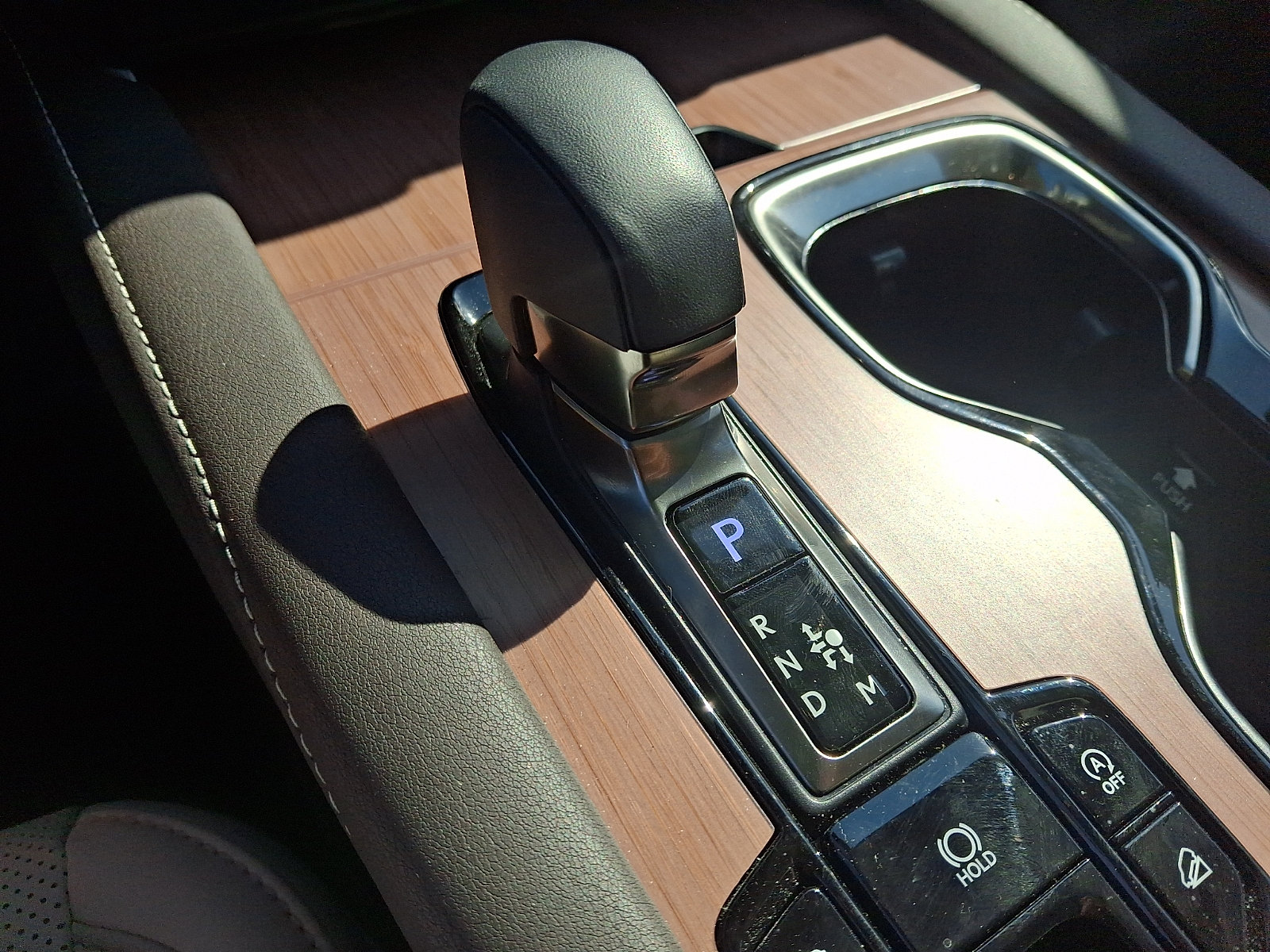 Used 2024 Lexus RX 350 Premium w/ Cold Area Package AWD/4WD image 15