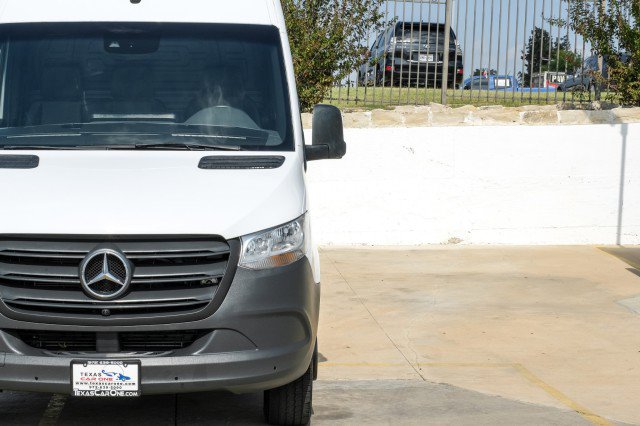 Used 2021 Mercedes-Benz Sprinter 3500 image 35