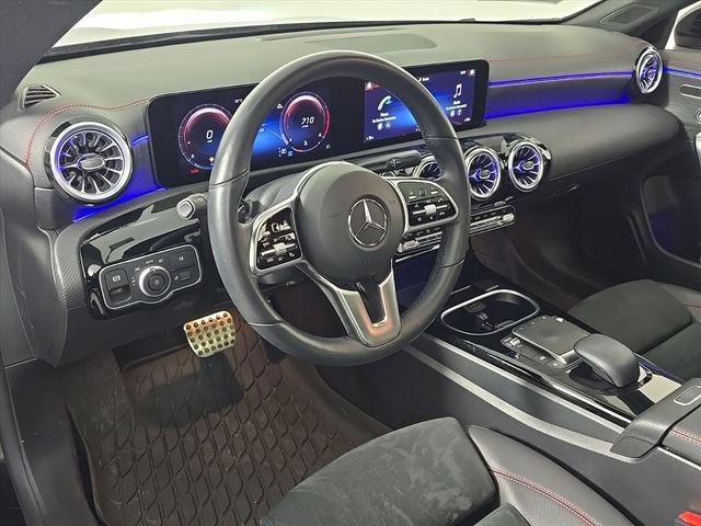 Certified 2023 Mercedes-Benz CLA 250 4MATIC image 4