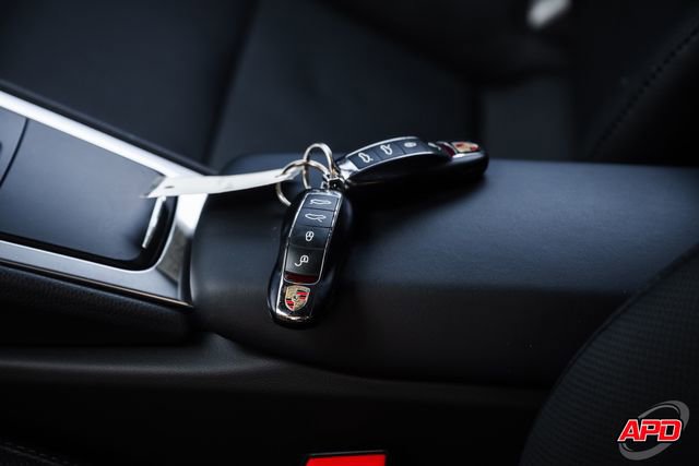 Used 2014 Porsche Cayman S image 79