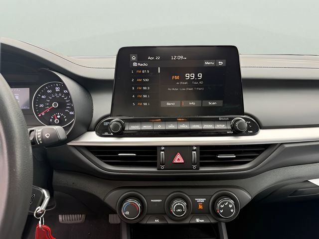 Used 2021 Kia Forte LXS FWD image 17
