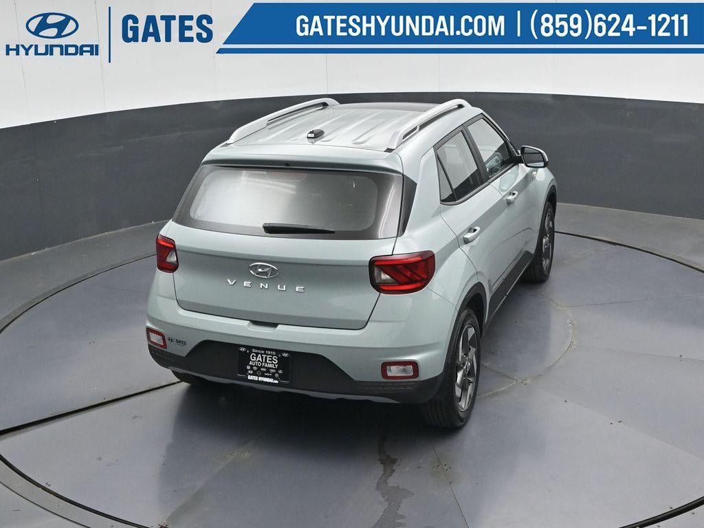 New 2026 Hyundai Venue SEL FWD image 43