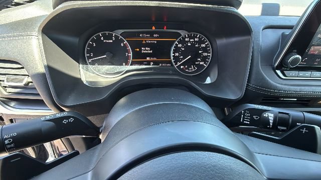 Used 2024 Nissan Rogue SV AWD/4WD image 21