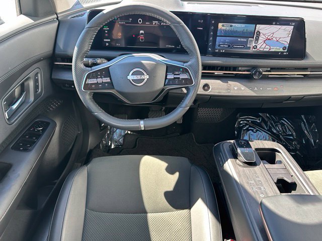 Used 2024 Nissan Ariya AWD image 18