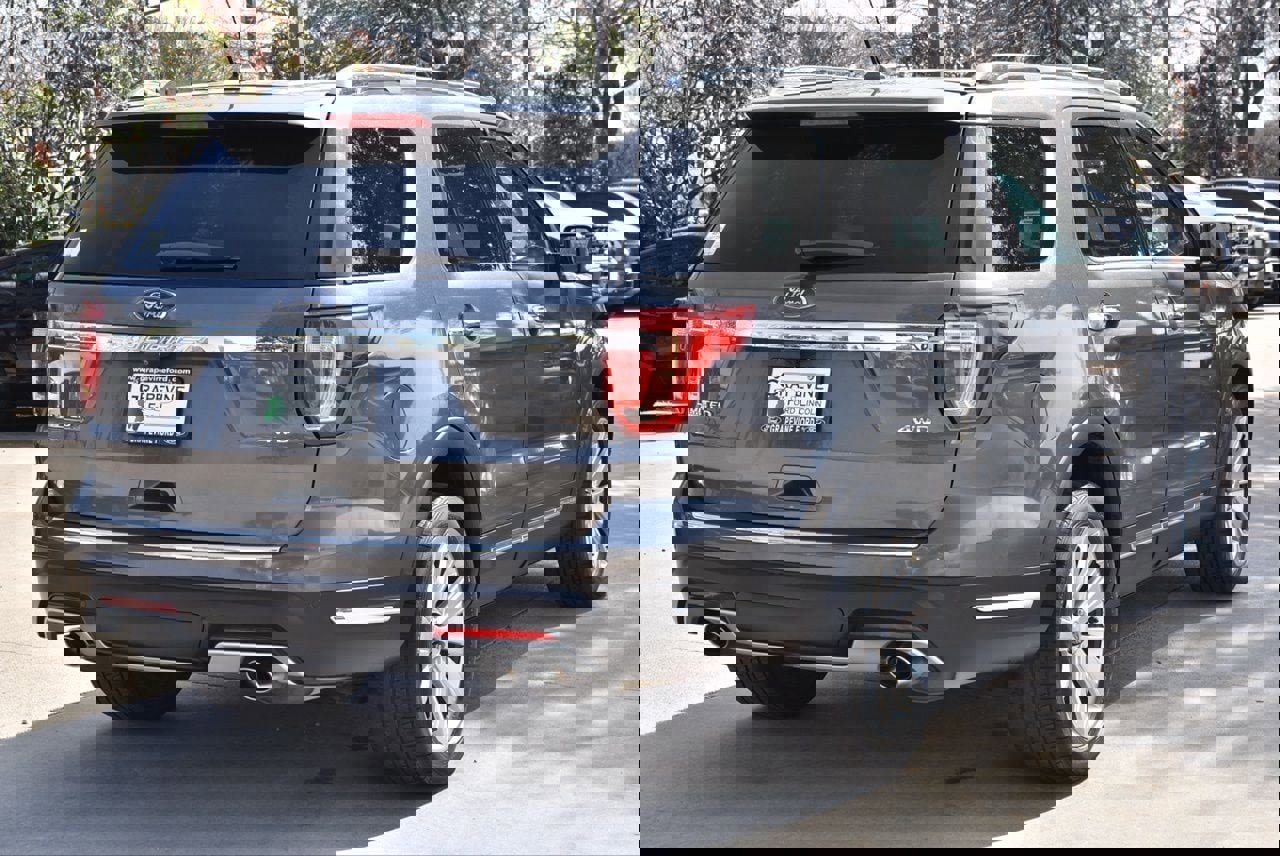 Used 2019 Ford Explorer Limited w/ Class III Trailer Tow Package image 8