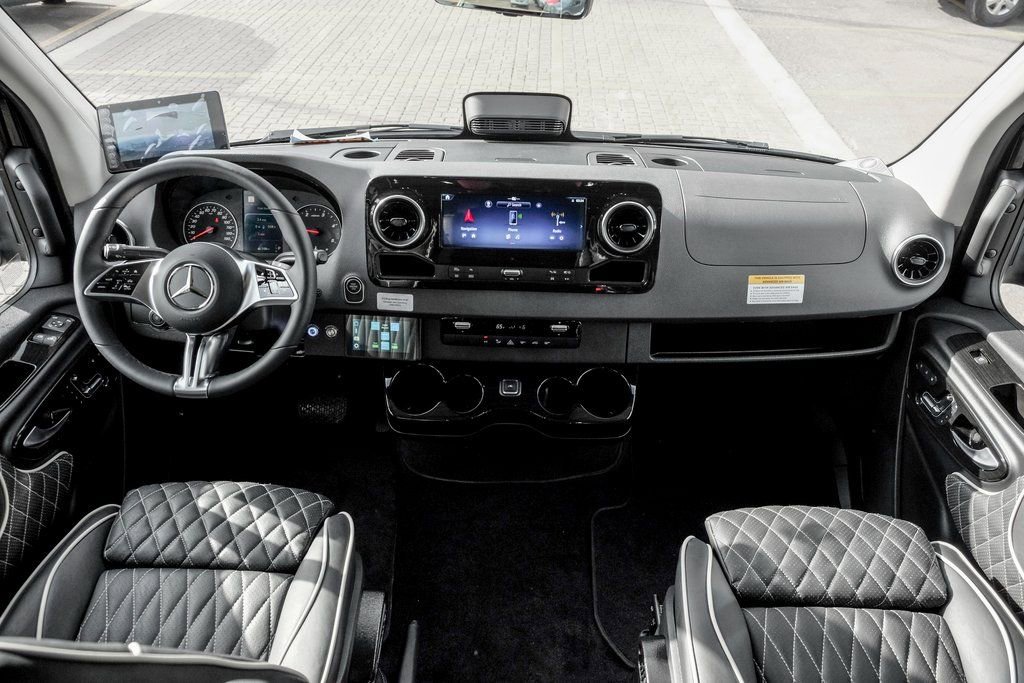 New 2025 Mercedes-Benz Sprinter 3500 image 27